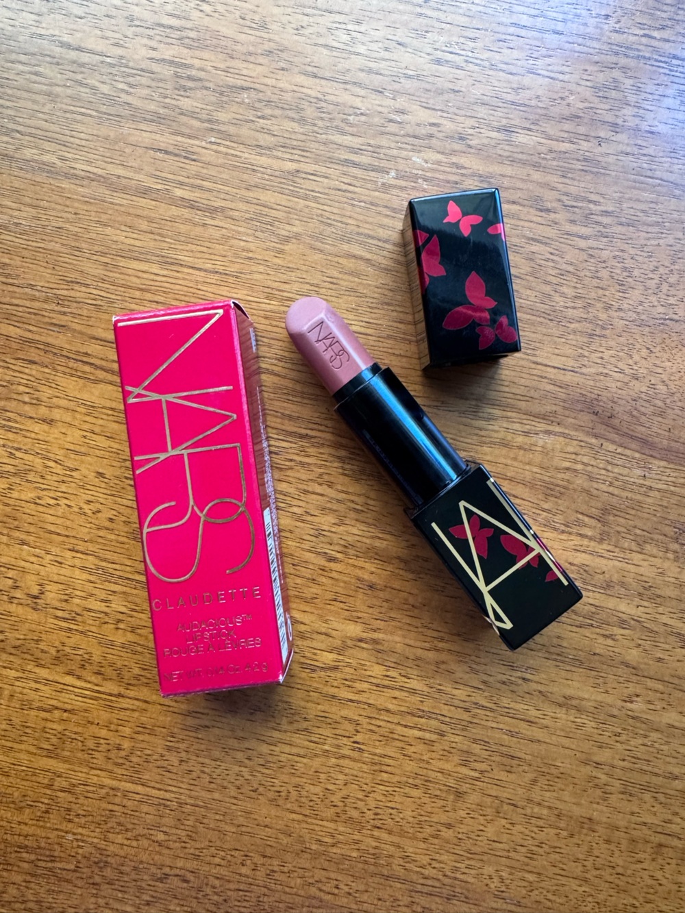 NARS Satin Lipstick – In the shade Augustine